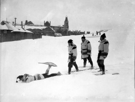 Raquetteurs sur les plaines d'Abraham. BAnQ.