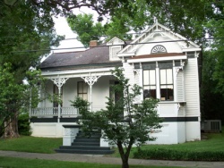 Queen-Anne style house, © Guy Clermont