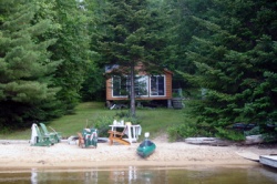 La cabane, pour vivre l’Expérience. © Fabienne Joliet.