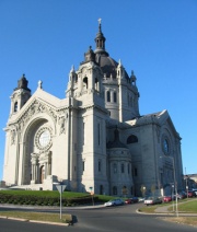 La cathédrale de Saint-Paul. Tangi Villerbu‎