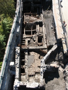 Archaeological digs on the south court of the Château Saint-Louis