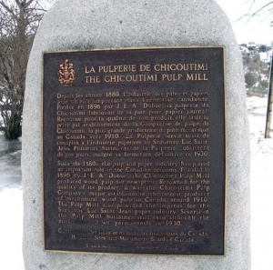 Plaque apposée par la Commission des Lieux et monuments historiques du Canada