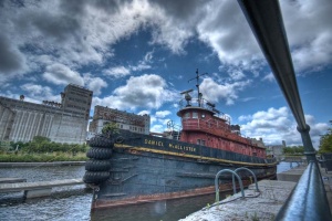 Bateau «Daniel McAllister» amarré au Canal Lachine, Montréal, 2008