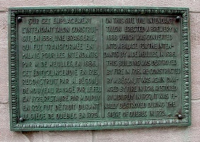 Plaque commémorative apposée à l'îlot des Palais, Québec