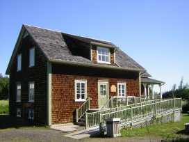 Maison Rioux, today home to a souvenir and craft store