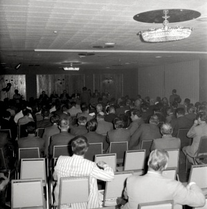 Audience publique dans le cadre de la Commission d'enquête sur l'industrie laitière, 1971