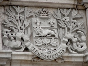 The province of Quebec’s coat of arms adorns the facade of Quebec’s National Assembly 