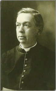 Charles-Agapit Beaudry, colonizing priest, 1915.