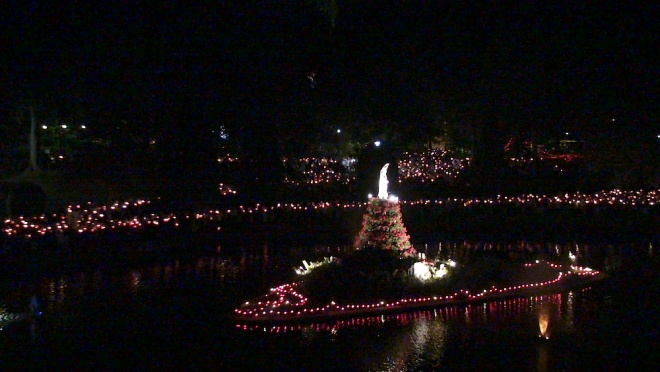 Marche aux flambeaux à Notre-Dame-du-Cap, 2010