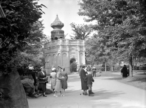 Réplique du tombeau du Christ Notre-Dame-du-Cap, août 1951