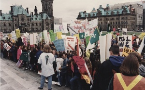 Manifestation pour un réseau collégial de langue française à Ottawa, 27 novembre 1992