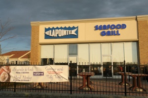 L'avenir prometteur pour l'affichage bilingue à Orléans: l'exemple du Lapointe Seafood Grill