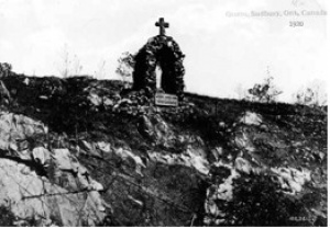 La grotte Notre-Dame-de-Lourdes en 1930