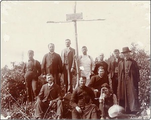 Members of the Fort Saint-Charles (Manitoba) search expedition in 1902