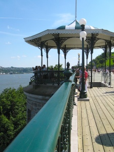 Balustrade et kiosque de la terrasse Dufferin, 2011