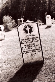 Sandstone grave marker for Marie Boudreau and her two children. Photo D. Trask © S. Ross 