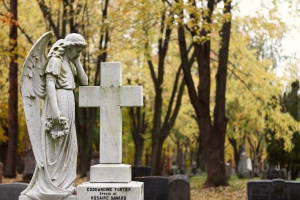 Monument funéraire, cimetière Notre-Dame-de-Belmont, 2011