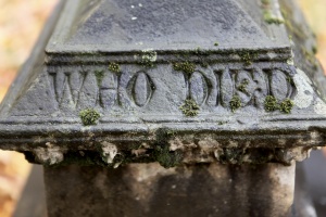 Monument funéraire, cimetière Notre-Dame-de-Belmont, 2011