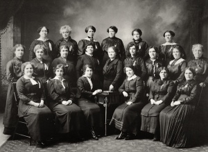 The Guigues elementary school guardians in Ottawa, 1916.