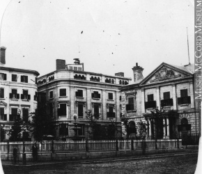 Le square de la Douane en 1859. Photo de William Notman. Collection du Musée McCord.