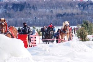 Reconstitution du pont de glace entre l'Ange-Gardien et l'île d'Orlans en 2009